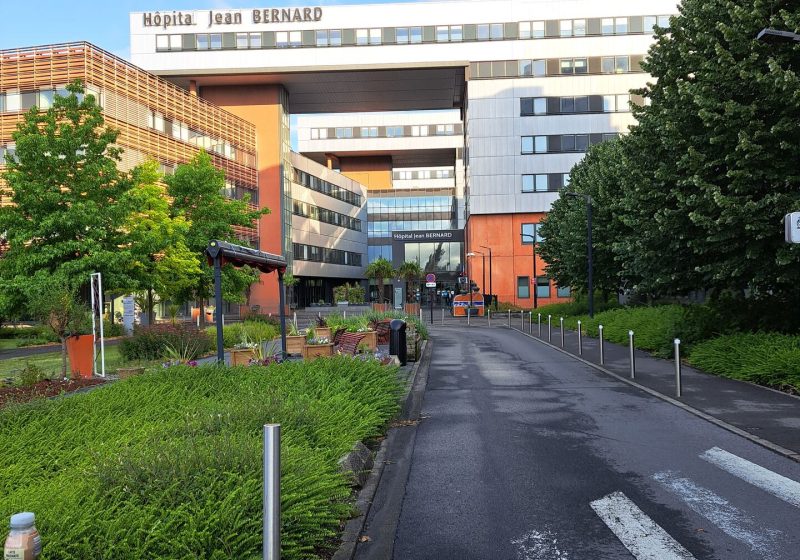 Ouvrage préfabriqué au centre hospitalier — 4
